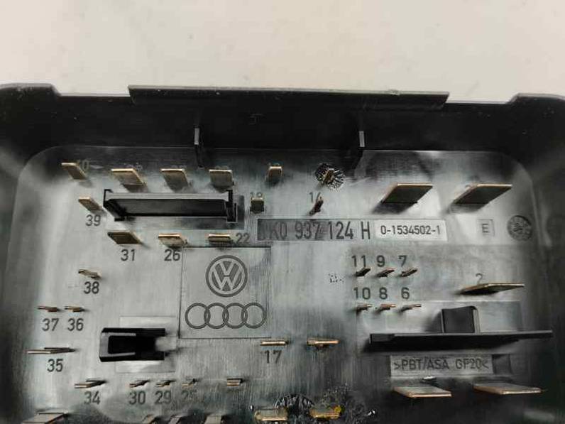 CAJA RELES FUSIBLES AUDI A3 2003 1.9 TDI (105 CV)