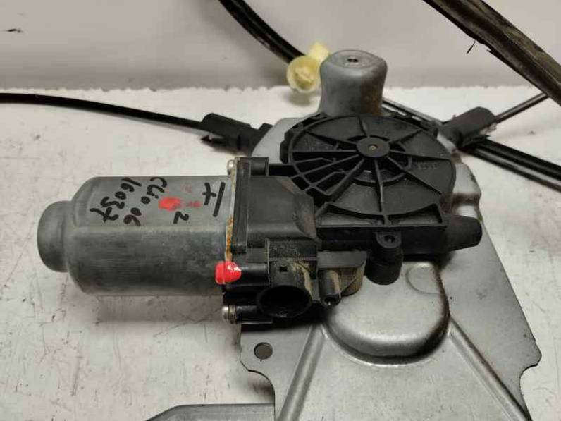 ELEVALUNAS DELANTERO IZQUIERDO RENAULT CLIO III 2006 1.5 DCI D (68 CV)