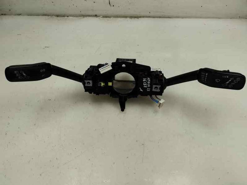 MANDO MULTIFUNCION SEAT ATECA 2023 2.0 (150 CV)