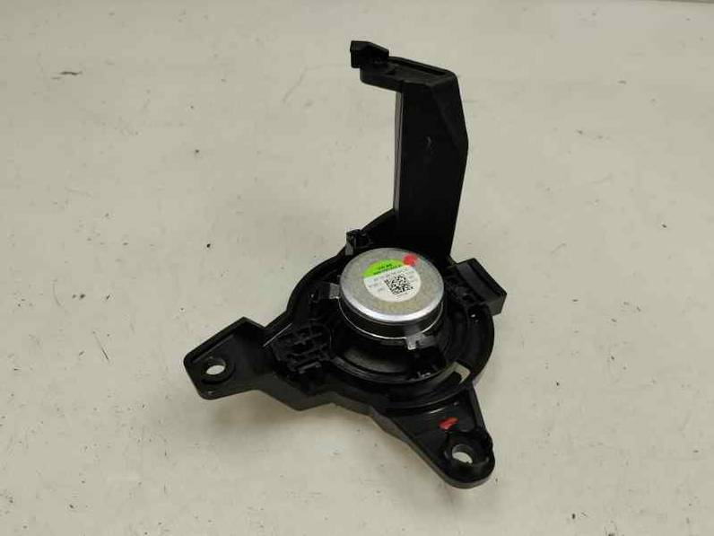 SISTEMA AUDIO RADIO CD SEAT ATECA 2023 2.0 (150 CV)