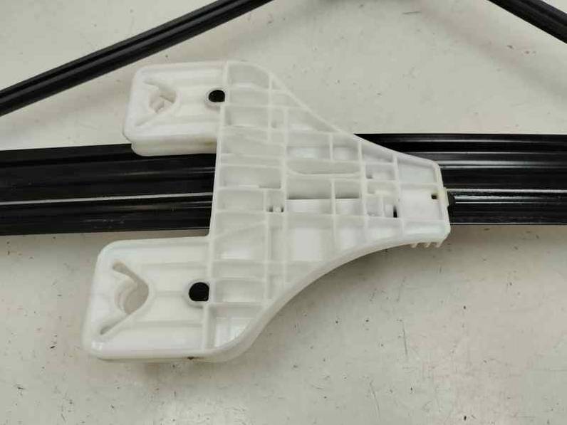 ELEVALUNAS TRASERO DERECHO SEAT ATECA 2023 2.0 (150 CV)