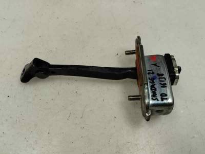 RETENEDOR PUERTA KIA SPORTAGE 2021 1.6 T-GDI 132 CV (132 CV)