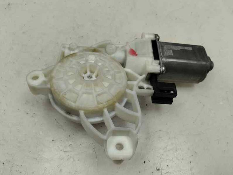 MOTOR ELEVALUNAS DELANTERO DERECHO MERCEDES CLASE A 2018 1.5 CDI (116 CV)