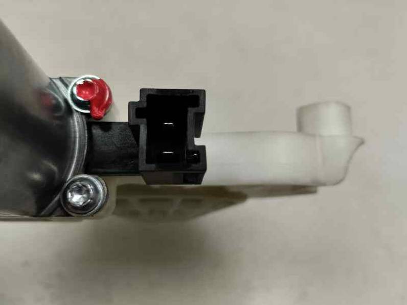 MOTOR ELEVALUNAS DELANTERO DERECHO MERCEDES CLASE A 2018 1.5 CDI (116 CV)