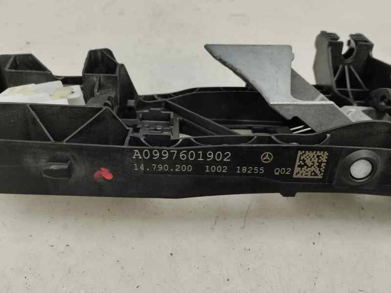 MANETA EXTERIOR DELANTERA IZQUIERDA MERCEDES CLASE A 2018 1.5 CDI (116 CV)