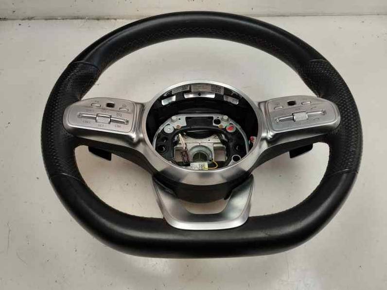 VOLANTE MERCEDES CLASE A 2018 1.5 CDI (116 CV)