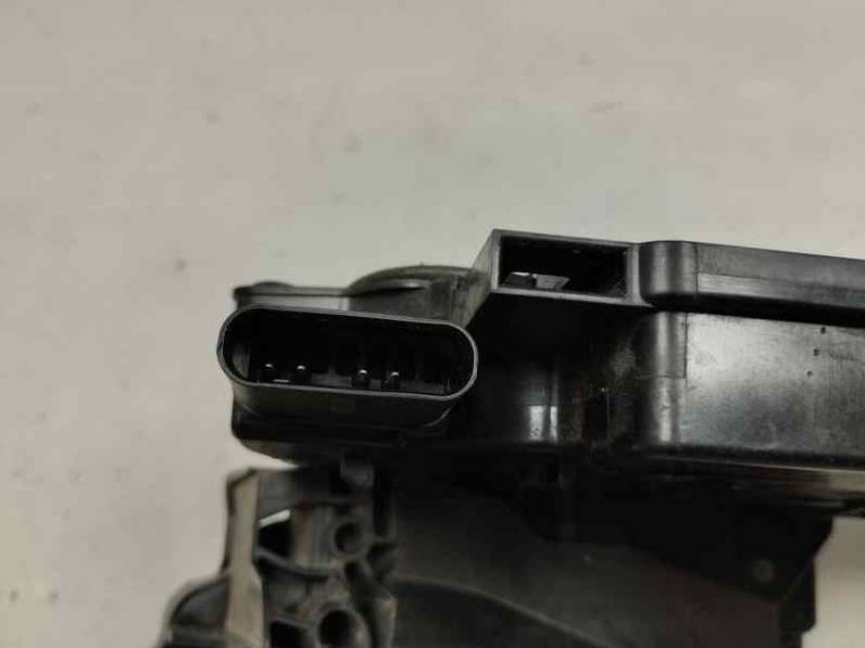 CERRADURA PUERTA DELANTERA DERECHA MERCEDES CLASE A 2018 1.5 CDI (116 CV)