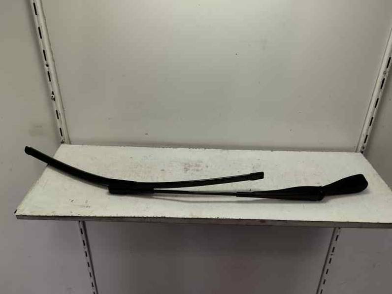 BRAZO LIMPIA DELANTERO IZQUIERDO MERCEDES CLASE A 2018 1.5 CDI (116 CV)