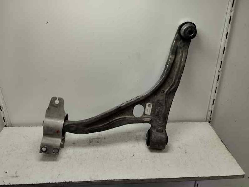 BRAZO SUSPENSION INFERIOR DELANTERO IZQUIERDO MERCEDES CLASE A 2018 1.5 CDI (116 CV)