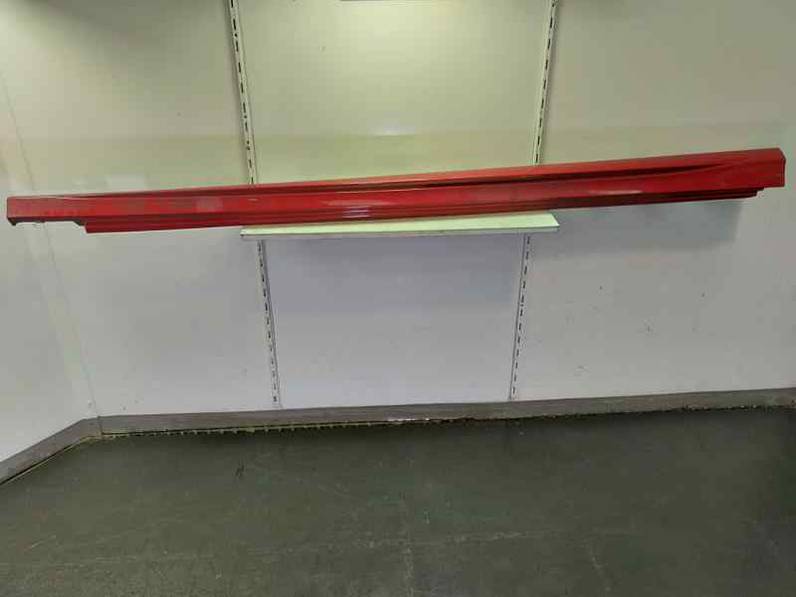 FALDON LATERAL MERCEDES CLASE A 2018 1.5 CDI (116 CV)