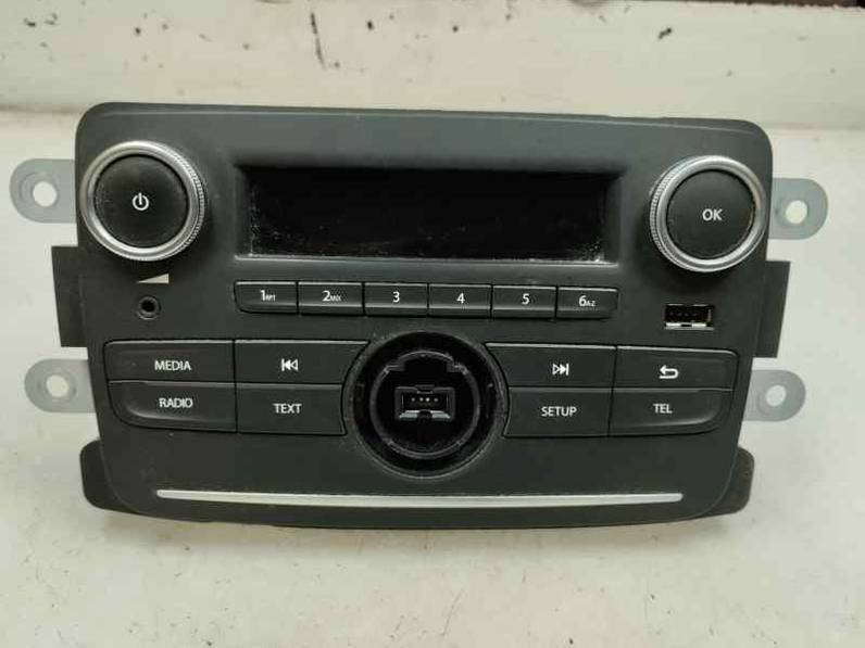 SISTEMA AUDIO RADIO CD DACIA DOKKER 2021 1.5 BLUE DCI D FAP (95 CV)