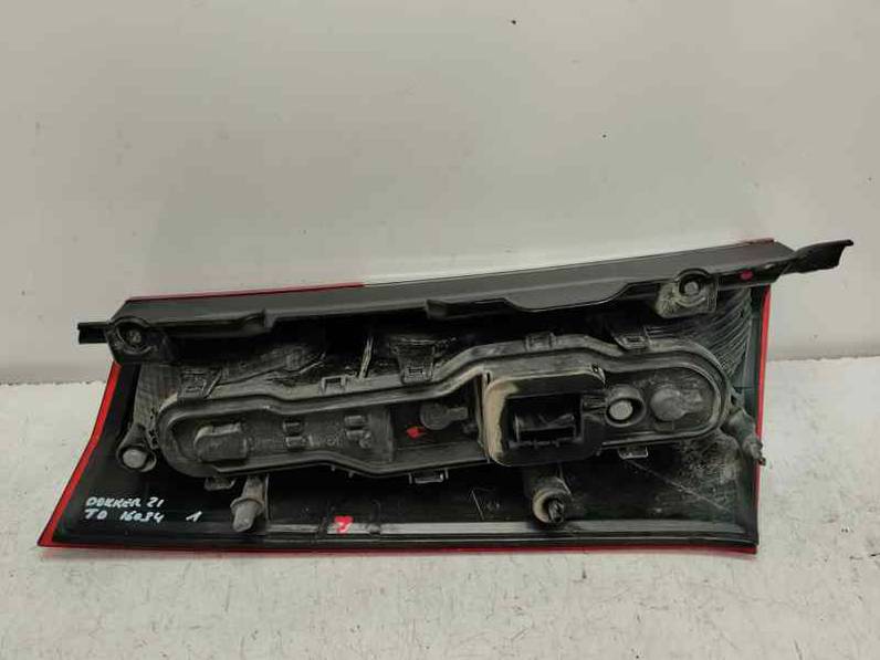 PILOTO TRASERO DERECHO DACIA DOKKER 2021 1.5 BLUE DCI D FAP (95 CV)