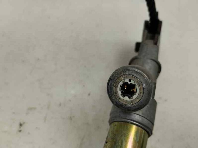 CINTURON SEGURIDAD DELANTERO DERECHO RENAULT CLIO II FASE I 2000 1870 (64 CV)