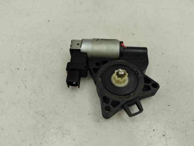 MOTOR ELEVALUNAS DELANTERO DERECHO MAZDA 6 BERLINA 2004 1998 (136 CV)