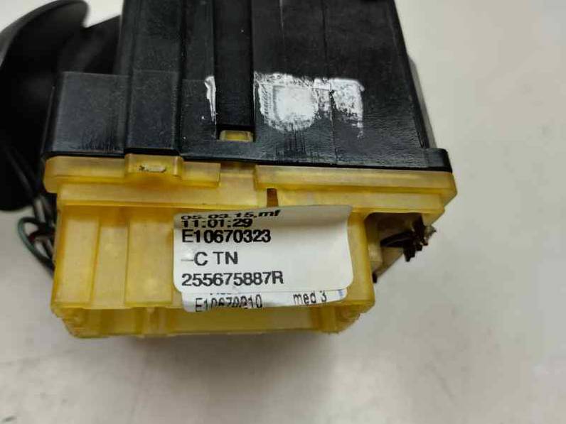 MANDO LIMPIA RENAULT CLIO IV 2015 0.9 GASOLINA (90 CV)