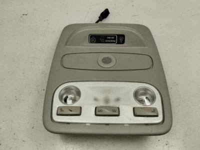 LUZ INTERIOR RENAULT CLIO IV 2015 0.9 GASOLINA (90 CV)