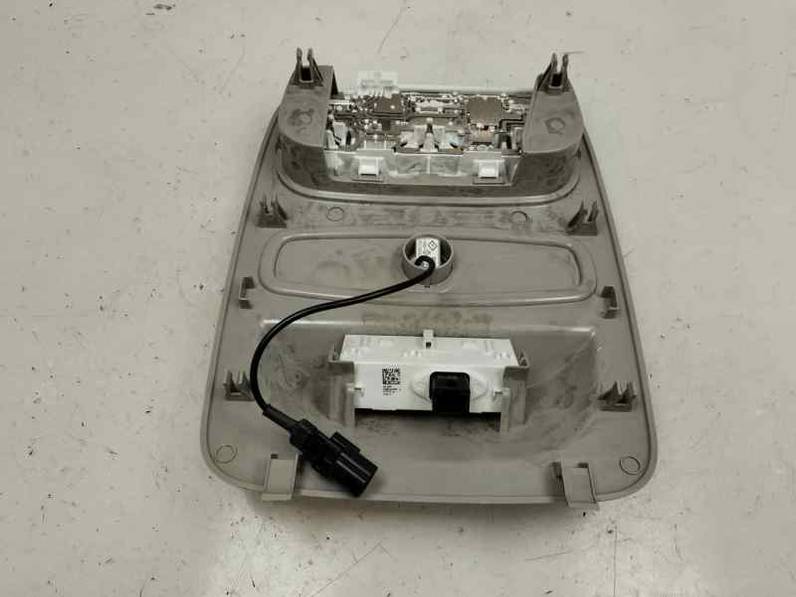 LUZ INTERIOR RENAULT CLIO IV 2015 0.9 GASOLINA (90 CV)