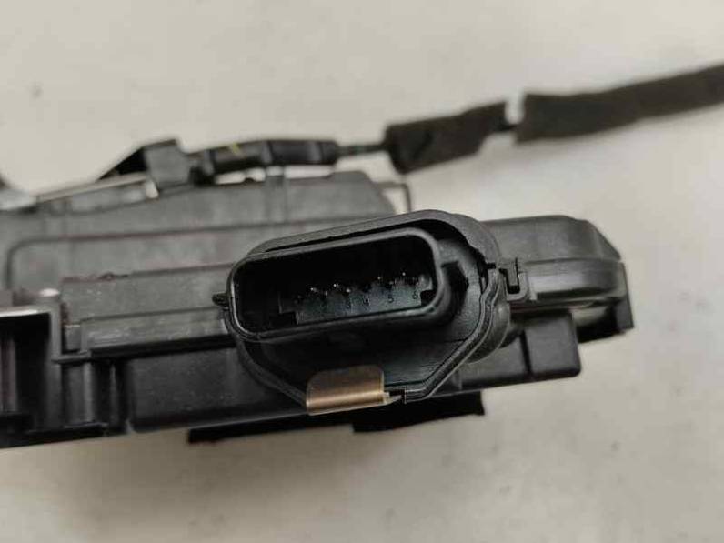 CERRADURA PUERTA DELANTERA DERECHA RENAULT CLIO IV 2015 0.9 GASOLINA (90 CV)