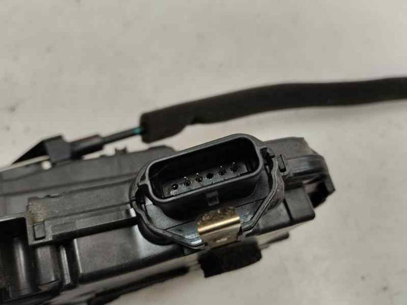 CERRADURA PUERTA TRASERA DERECHA RENAULT CLIO IV 2015 0.9 GASOLINA (90 CV)