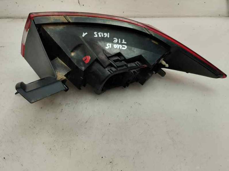 PILOTO TRASERO IZQUIERDO RENAULT CLIO IV 2015 0.9 GASOLINA (90 CV)