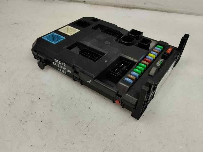 CAJA RELES FUSIBLES DS 3 2018 MOTOR 1.2 LTR - PURE TECH (110 CV)