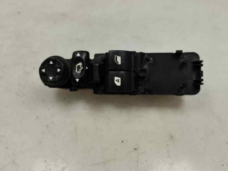 MANDO ELEVALUNAS DELANTERO IZQUIERDO DS 3 2018 MOTOR 1.2 LTR - PURE TECH (110 CV)