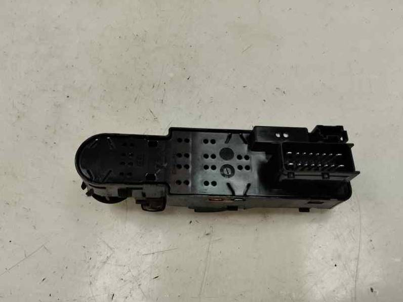 MANDO ELEVALUNAS DELANTERO IZQUIERDO DS 3 2018 MOTOR 1.2 LTR - PURE TECH (110 CV)