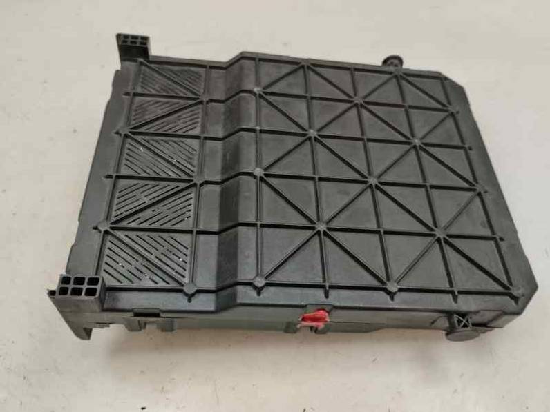 CAJA RELES FUSIBLES CITROEN C3 2004 1.4 HDI (68 CV)
