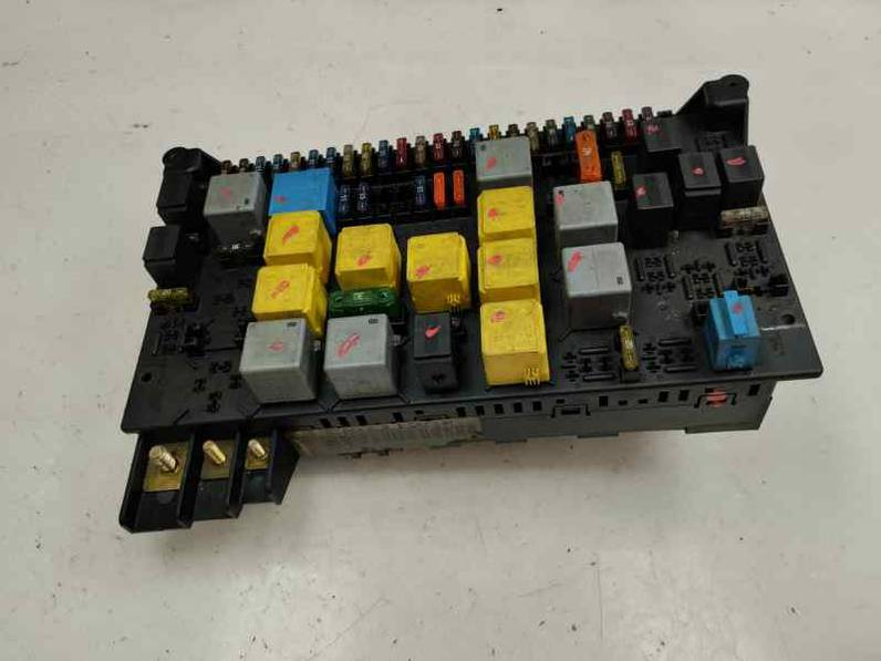 CAJA RELES FUSIBLES MERCEDES CLASE M 2000 2.7 CDI 20V (163 CV)