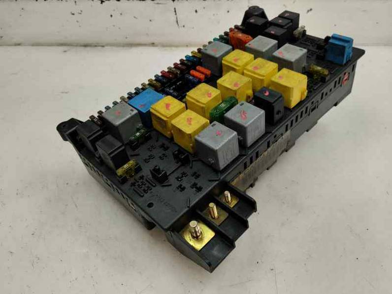 CAJA RELES FUSIBLES MERCEDES CLASE M 2000 2.7 CDI 20V (163 CV)