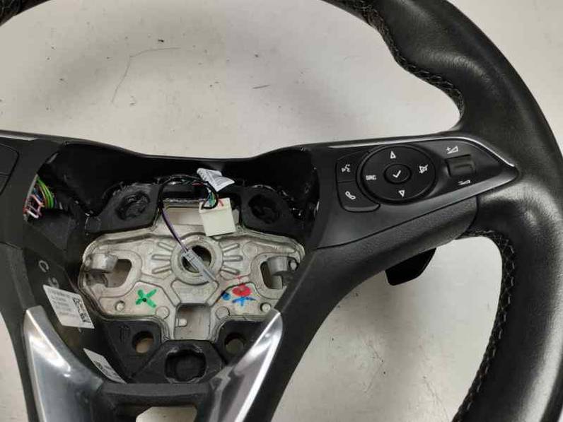 VOLANTE OPEL MOKKA B 2021 1.2 - 96 KW (131 CV)