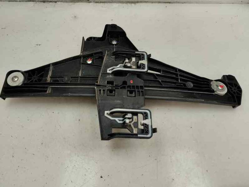 ELEVALUNAS TRASERO IZQUIERDO OPEL MOKKA B 2021 1.2 - 96 KW (131 CV)