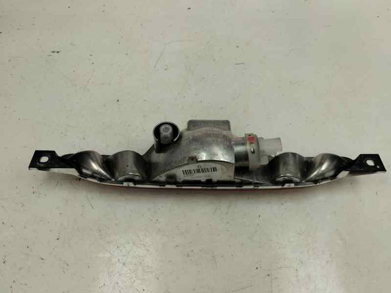 PILOTO TRASERO CENTRAL OPEL MOKKA B 2021 1.2 - 96 KW (131 CV)