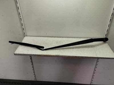 BRAZO LIMPIA DELANTERO DERECHO NISSAN MICRA V 2019 1.0 LTR - 74 KW (101 CV)