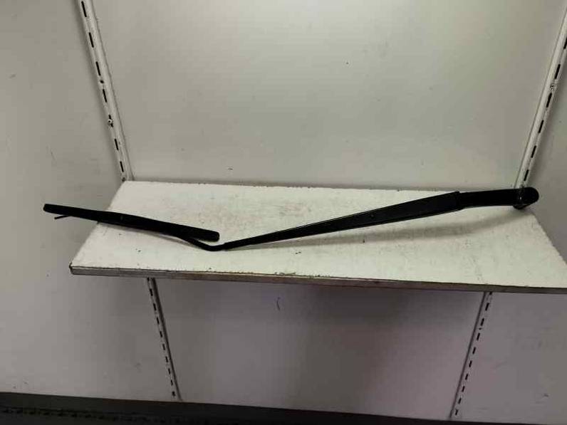 BRAZO LIMPIA DELANTERO DERECHO NISSAN MICRA V 2019 1.0 LTR - 74 KW (101 CV)