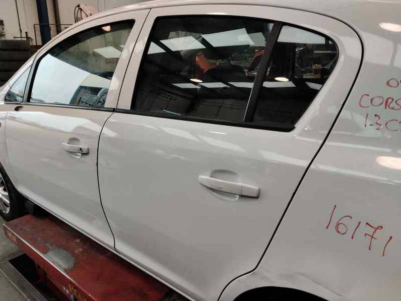 PUERTA TRASERA IZQUIERDA OPEL CORSA D 2009 1248 CDTI (75 CV)