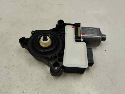 MOTOR ELEVALUNAS TRASERO IZQUIERDO SEAT ARONA 2022 1.0 ECO TSI (110 CV)