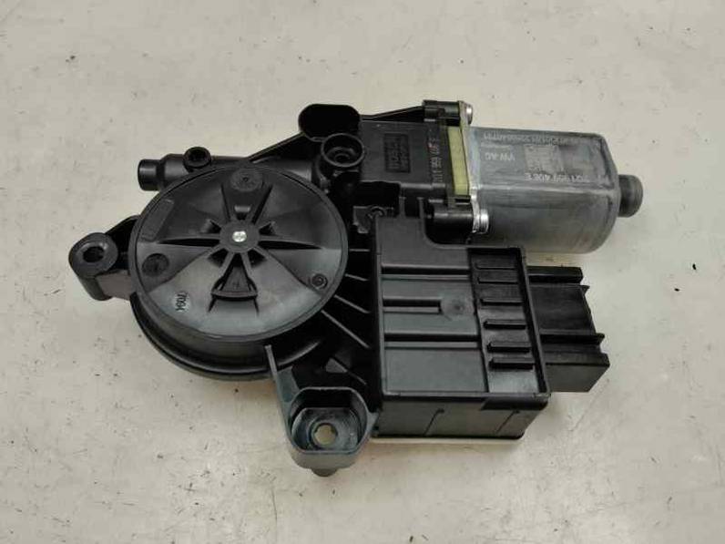 MOTOR ELEVALUNAS DELANTERO DERECHO SEAT ARONA 2022 1.0 ECO TSI (110 CV)
