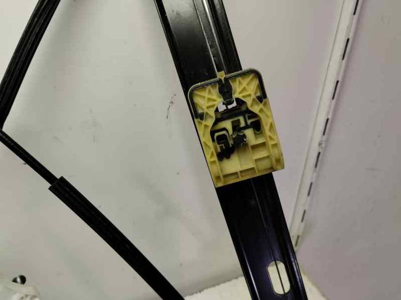 ELEVALUNAS DELANTERO IZQUIERDO SEAT ARONA 2022 1.0 ECO TSI (110 CV)