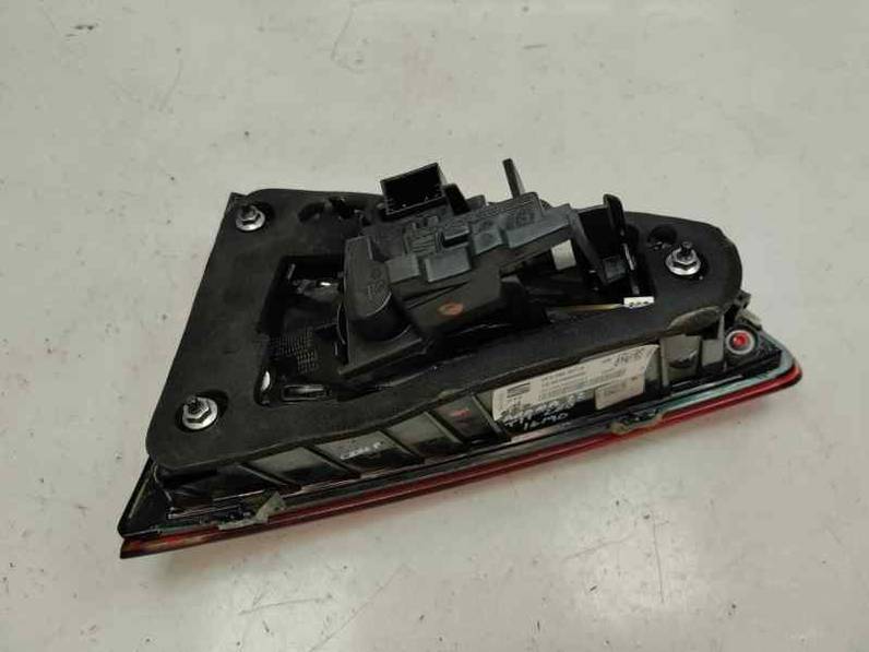 PILOTO TRASERO IZQUIERDO INTERIOR SEAT ARONA 2022 1.0 ECO TSI (110 CV)