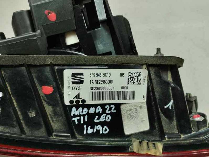 PILOTO TRASERO IZQUIERDO INTERIOR SEAT ARONA 2022 1.0 ECO TSI (110 CV)