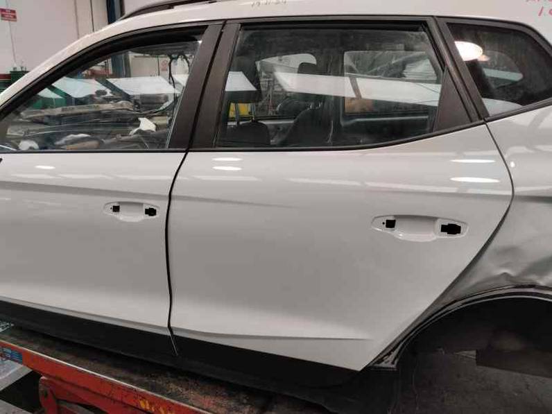 PUERTA TRASERA IZQUIERDA SEAT ARONA 2022 1.0 ECO TSI (110 CV)