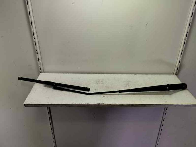 BRAZO LIMPIA DELANTERO DERECHO SEAT ARONA 2022 1.0 ECO TSI (110 CV)