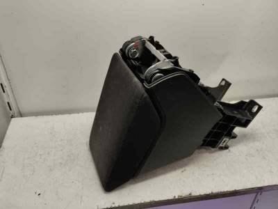 APOYABRAZOS CENTRAL SEAT ARONA 2022 1.0 ECO TSI (110 CV)