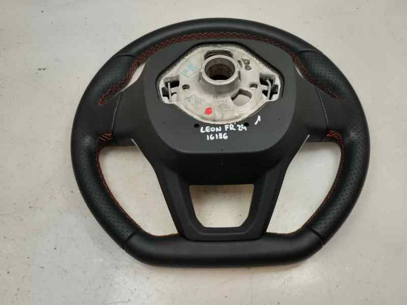 VOLANTE SEAT LEON 2024 1.0 TSI / 110 CV