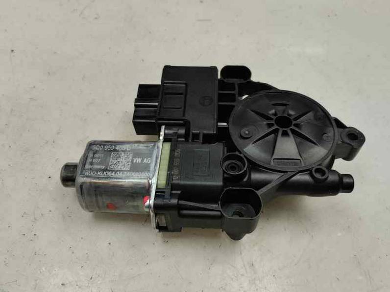 MOTOR ELEVALUNAS TRASERO DERECHO SEAT LEON 2024 1.0 TSI / 110 CV