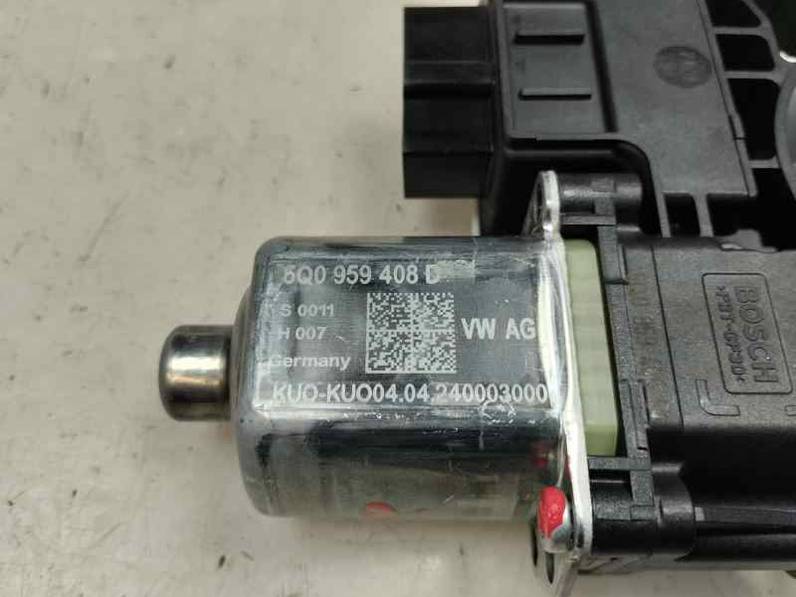 MOTOR ELEVALUNAS TRASERO DERECHO SEAT LEON 2024 1.0 TSI / 110 CV