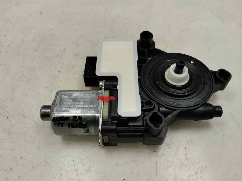 MOTOR ELEVALUNAS TRASERO IZQUIERDO SEAT LEON 2024 1.0 TSI / 110 CV