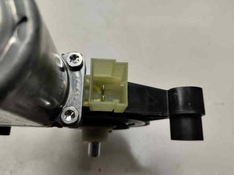 MOTOR ELEVALUNAS DELANTERO IZQUIERDO SEAT LEON 2024 1.0 TSI / 110 CV