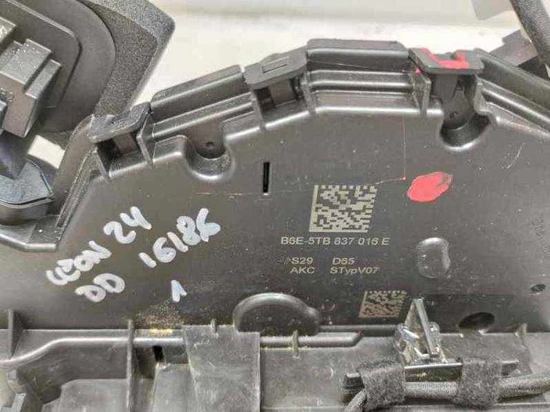 CERRADURA PUERTA DELANTERA DERECHA SEAT LEON 2024 1.0 TSI / 110 CV